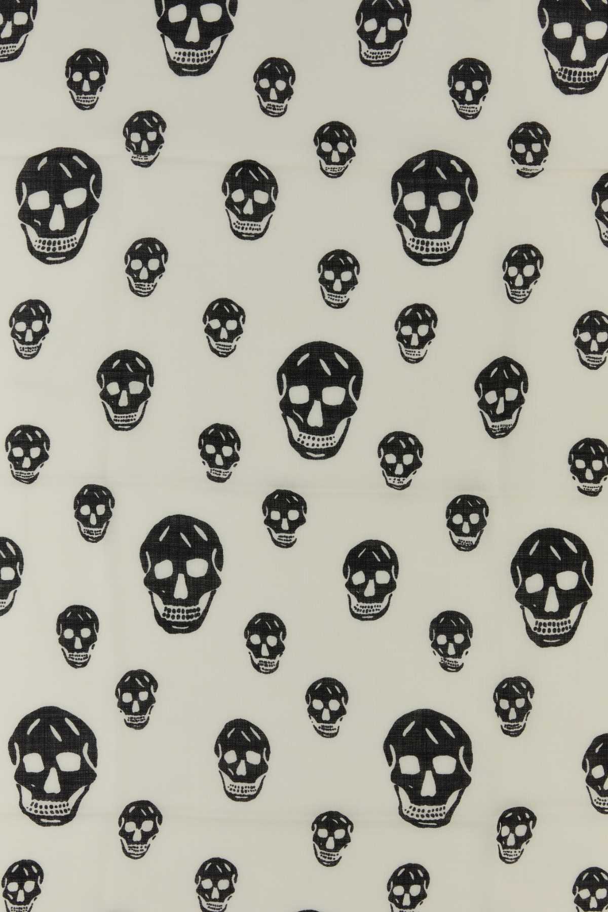 Printed chiffon foulard 8078893222Q9260 (Alexander McQUEEN / スカーフ・マフラー ) | Alexander McQUEEN (アレキサンダー・マックイーン)(2)