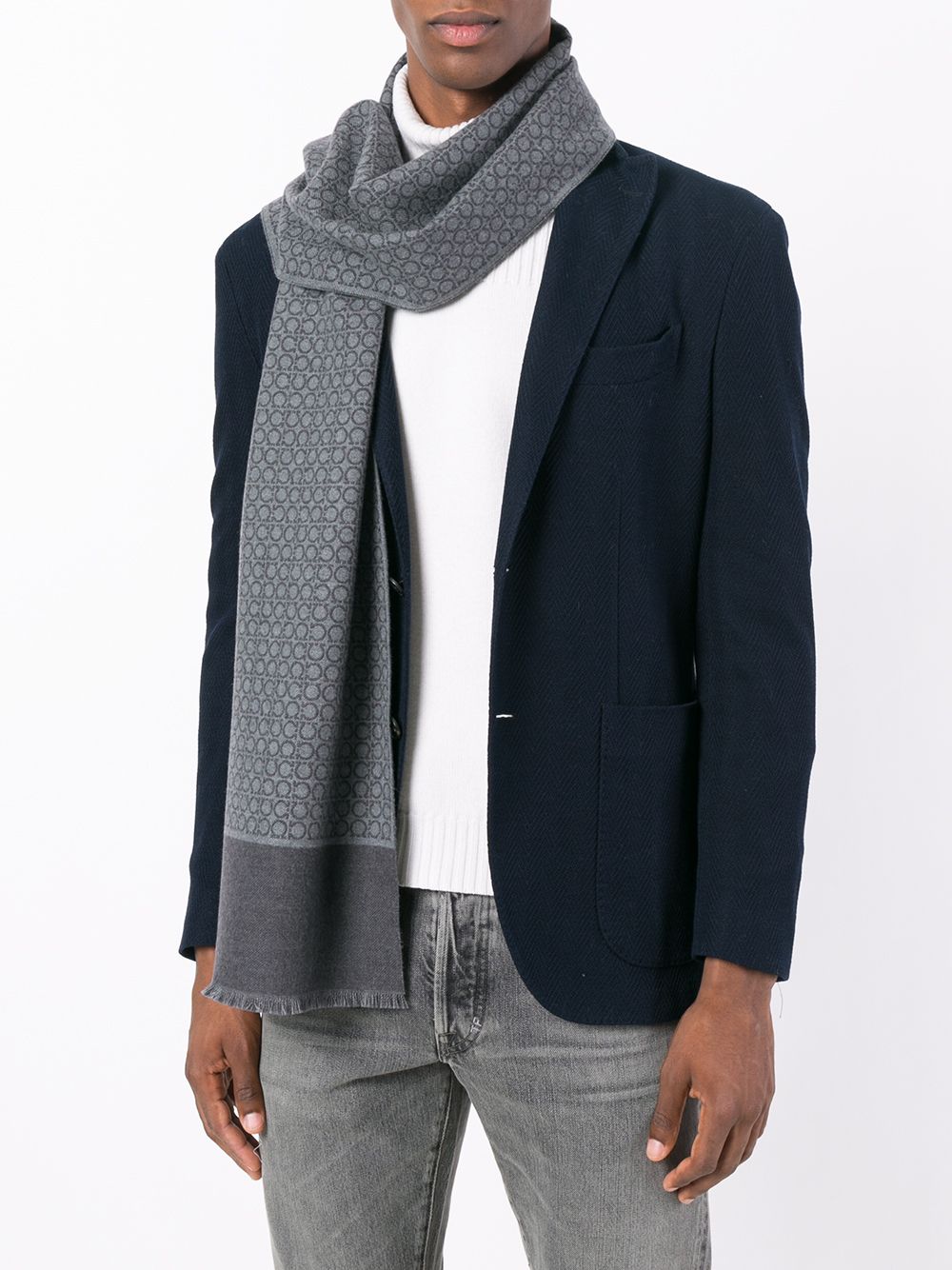 Ferragamo Scarfs GREY 527047671684003 (FERRAGAMO / スカーフ・マフラー ) | FERRAGAMO (フェラガモ)(1)