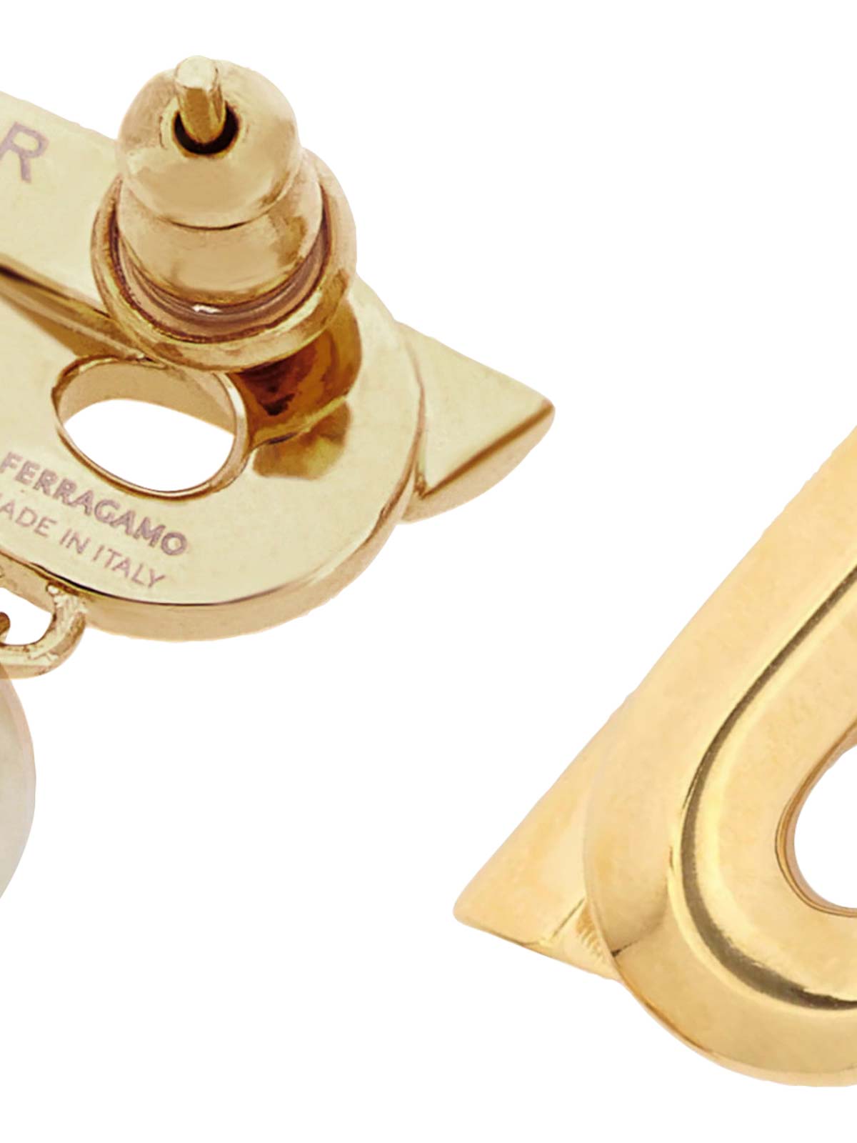 Gold Gancini Pearl Earrings 776601760780 (FERRAGAMO / ピアス・イヤリング ) | FERRAGAMO (フェラガモ)(1)
