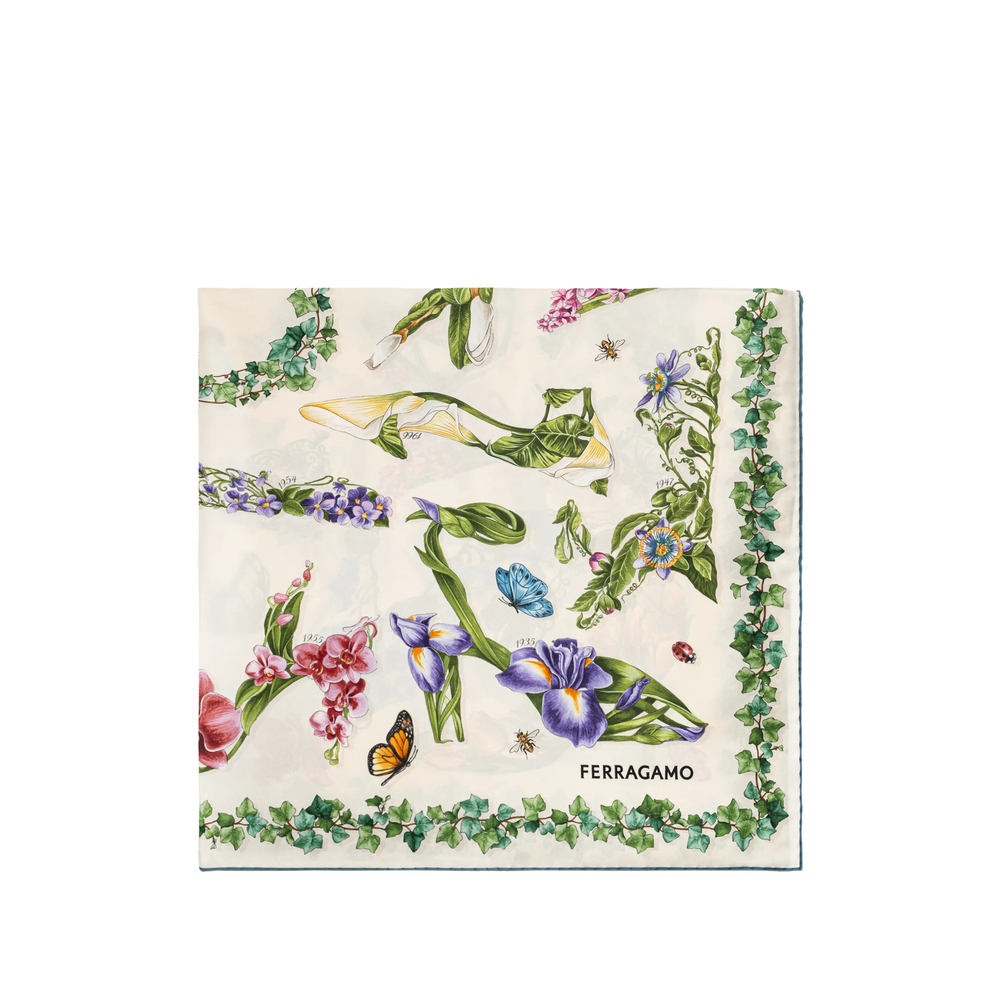 Scarf Ferragamo 3102450795198AVOAZ (FERRAGAMO / スカーフ・マフラー ) | FERRAGAMO (フェラガモ)